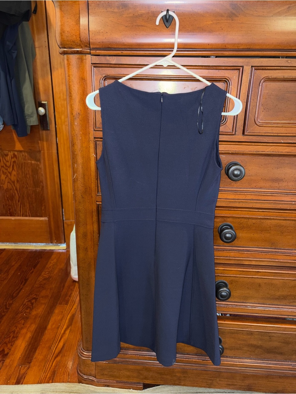H&M Navy Sleeveless Fit & Flare Dress Gold Button Waist NWT Small - Picture 3 of 8
